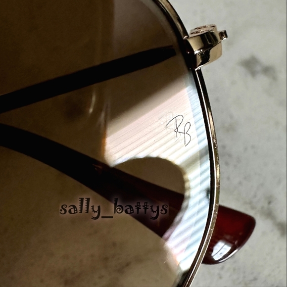 Ray-Ban (Store Display) Hexagonal Gradient Brown RB3548 - Picture 9 of 17